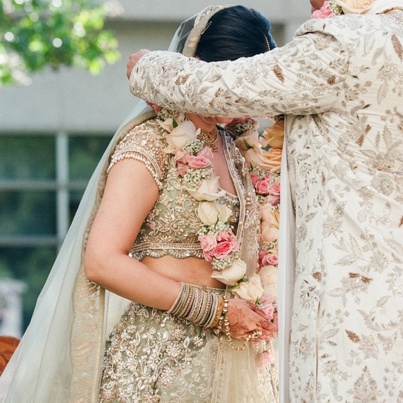 MANISH MALHOTRA “Nooraniyat” Bridal Lehenga - Picture 6 of 9